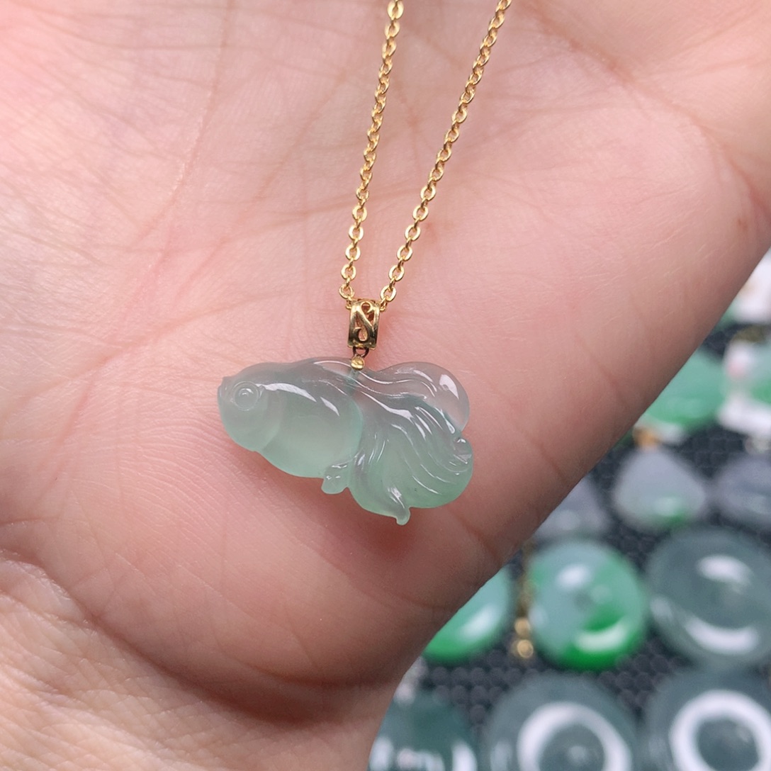 【闪购商品】翡翠吊坠(不含链)18K金镶嵌