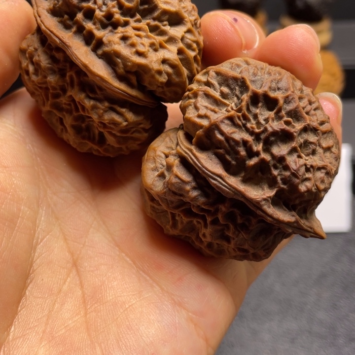 文玩核桃吊坠F白泽45