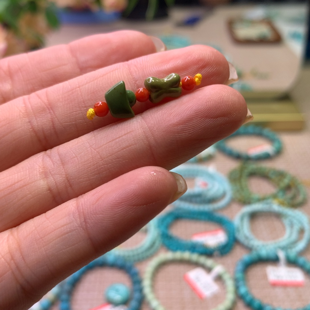 未镶嵌配饰南红玛瑙