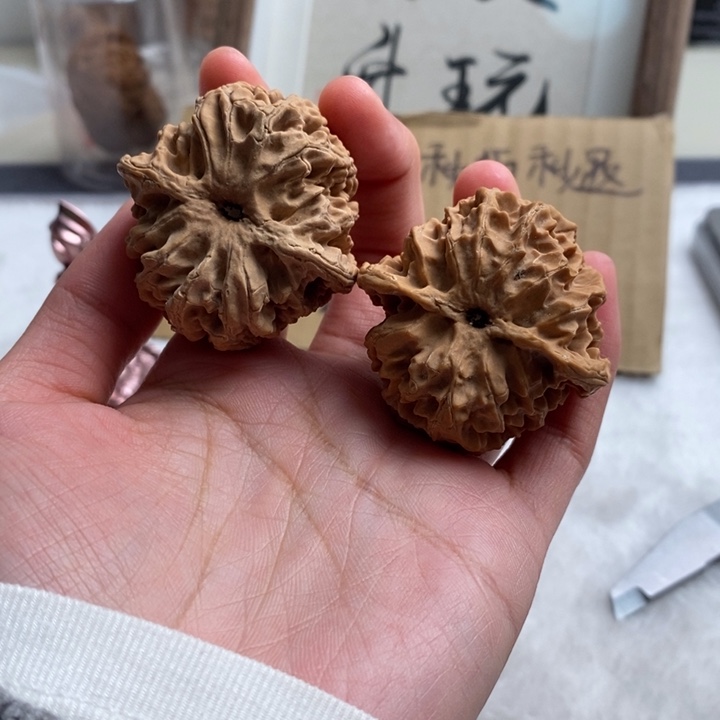 文玩核桃吊坠飒**分苹果