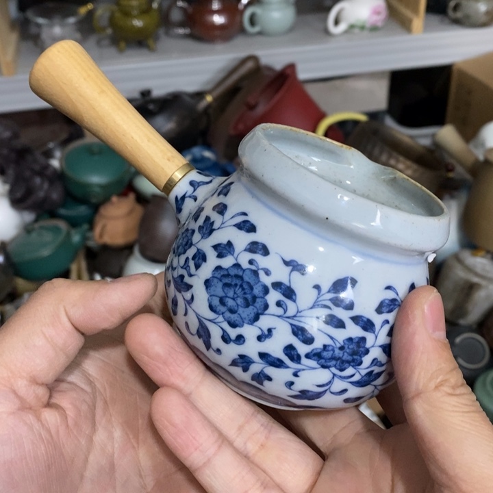 陶瓷艺术品及陶瓷壶