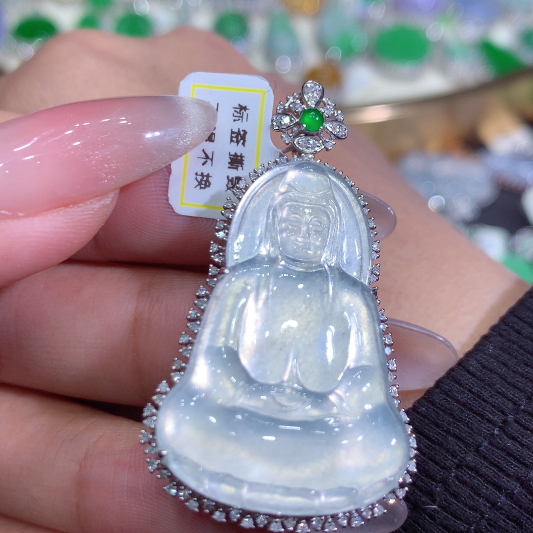 翡翠吊坠(赠链)18K金镶嵌