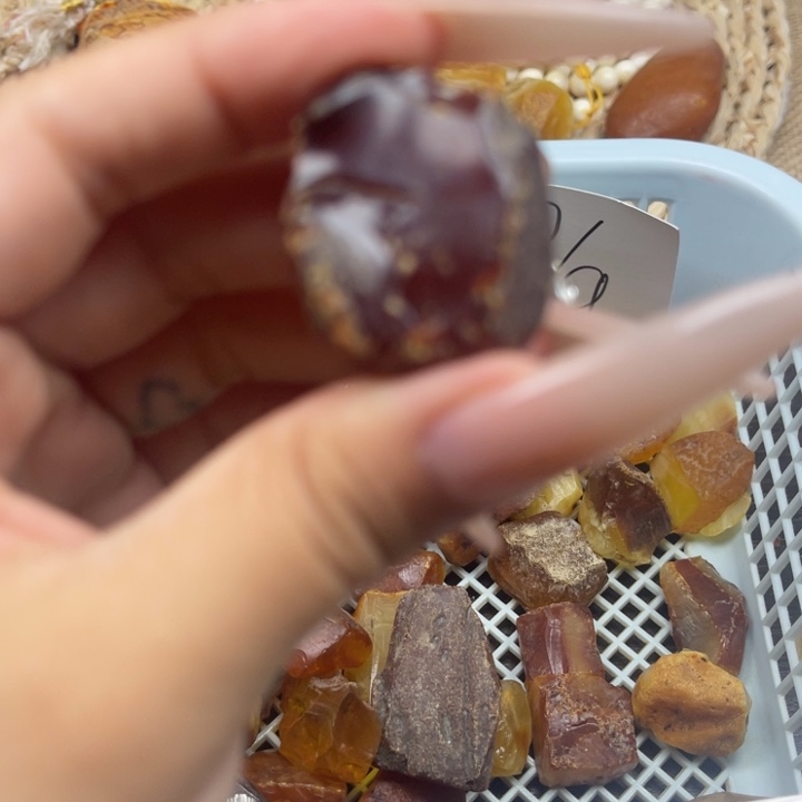 定制琥珀定制爱心