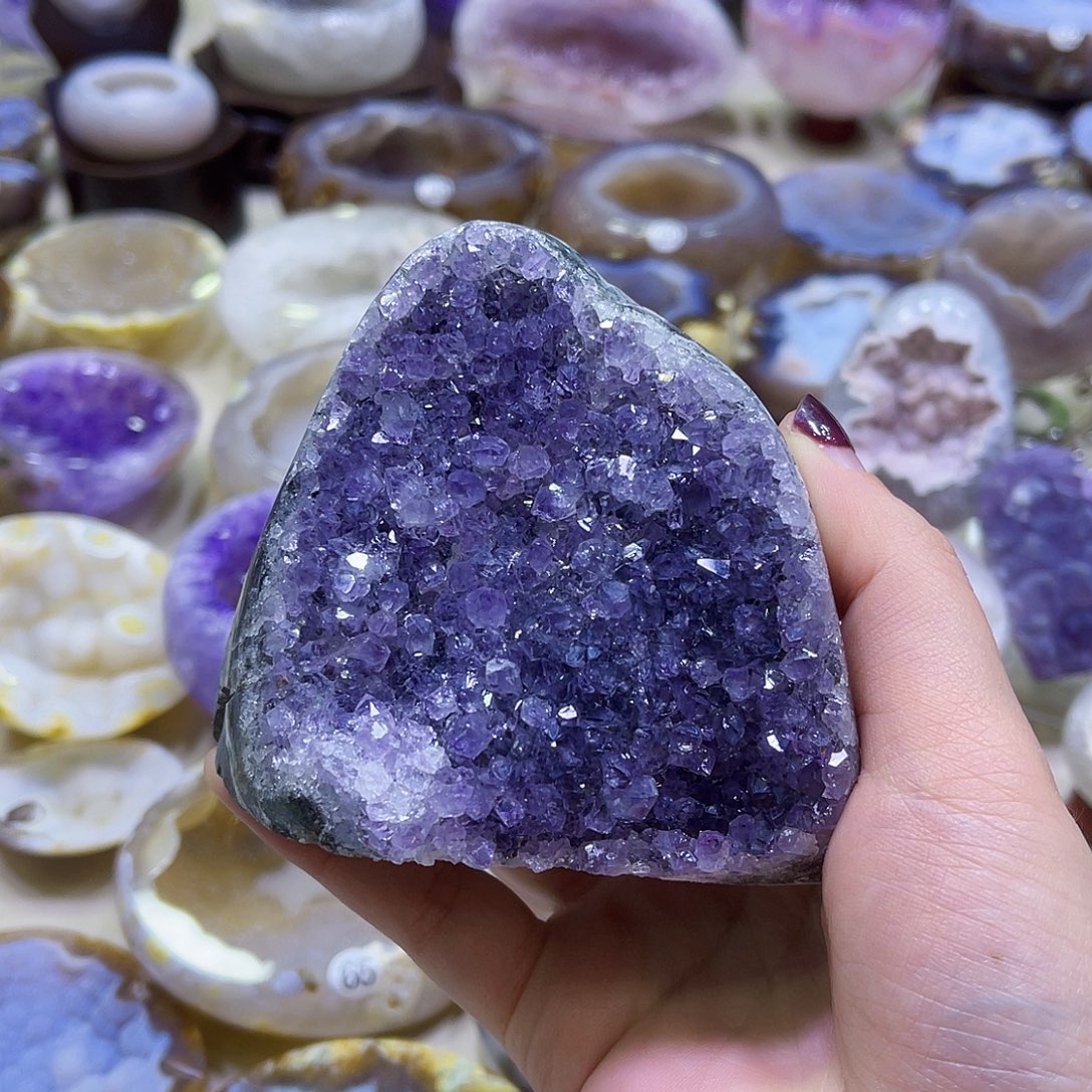 紫晶珠宝半成品未镶嵌