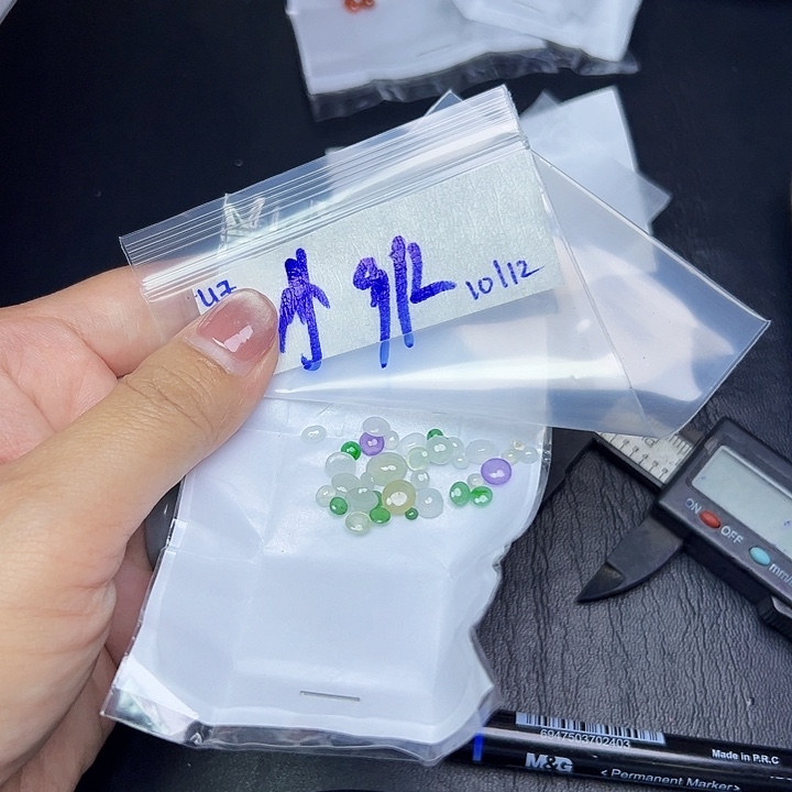 未镶嵌定制翡翠小*不