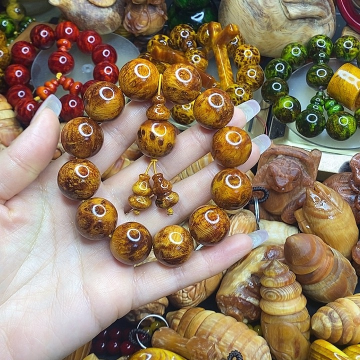 松木琥珀木文玩手串