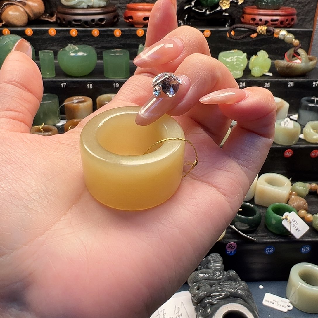 蛇纹石玉未镶嵌戒指内径20.7 福利不退换 