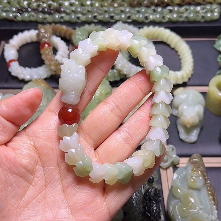 爱***你和田玉未镶嵌挂件