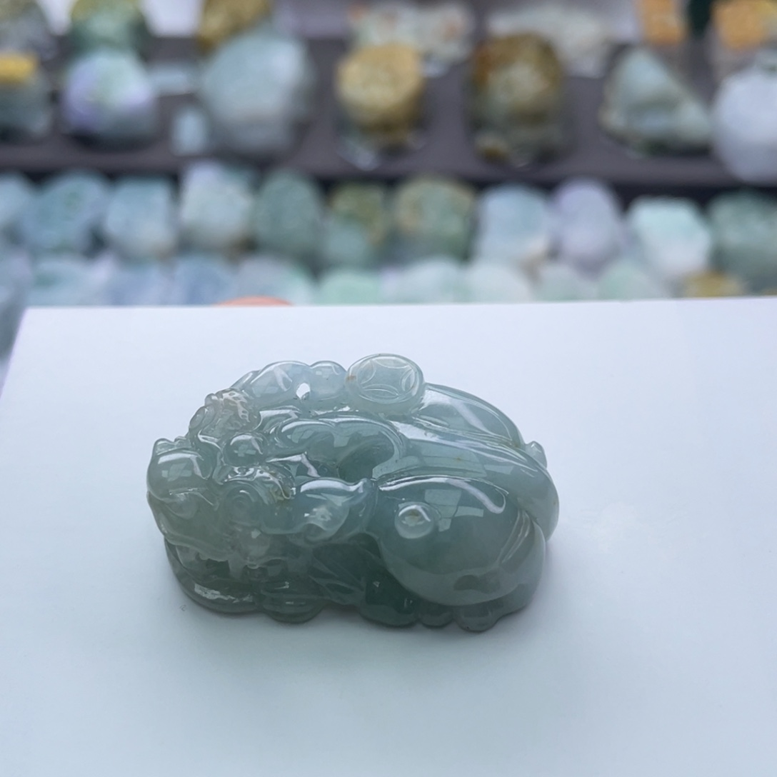 翡翠颈饰未镶嵌貔貅