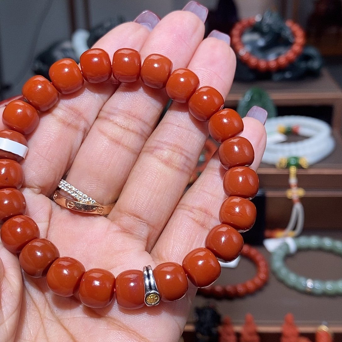 南红玛瑙手链未镶嵌