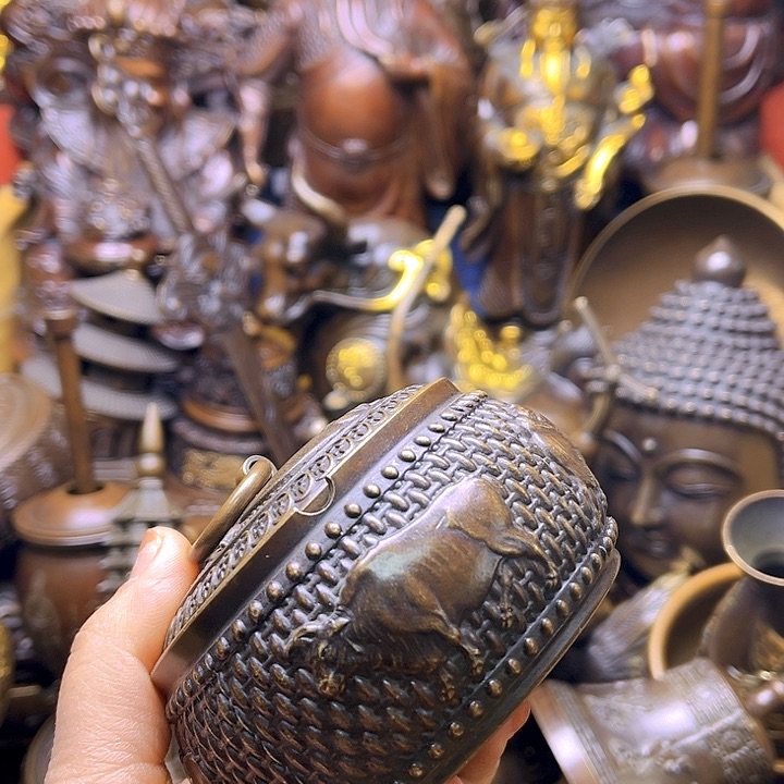 铜111112221222212228888888