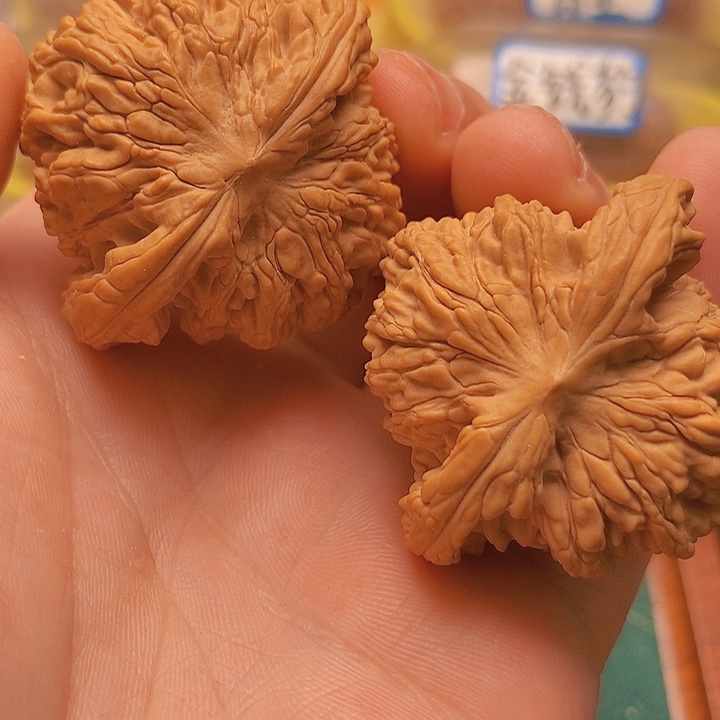 文玩核桃把件46全品粗筋堂虎