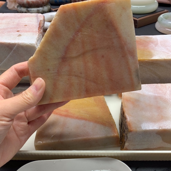 石英岩玉未镶嵌手镯