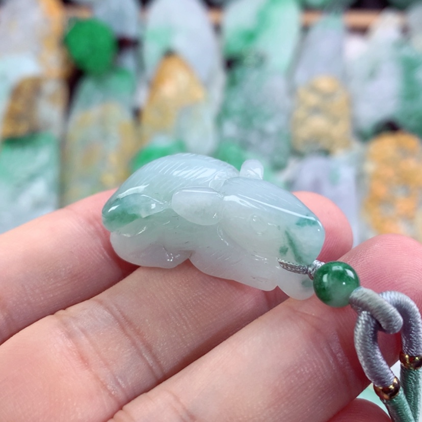 【闪购商品】翡翠未镶嵌吊坠(不含链)