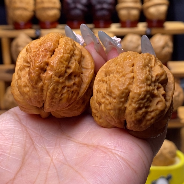把件文玩核桃饕餮三棱24号41尺