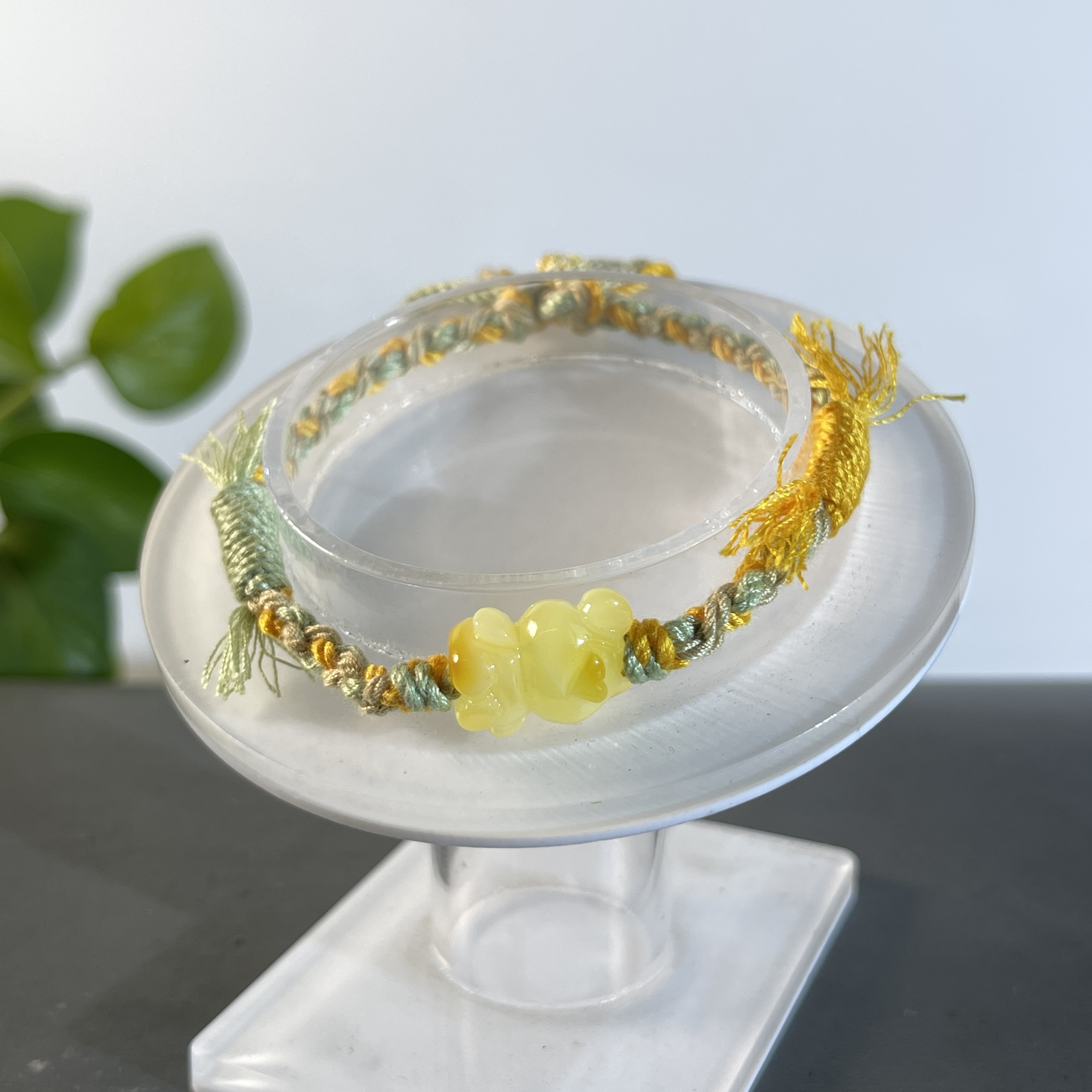 JXA04-06 蜜蜡-小熊手绳