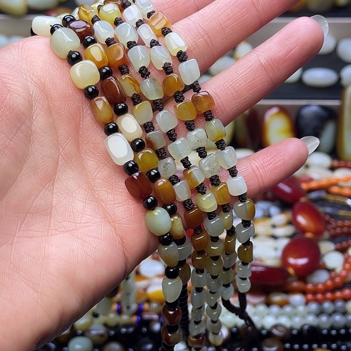 山***家和田玉未镶嵌手串