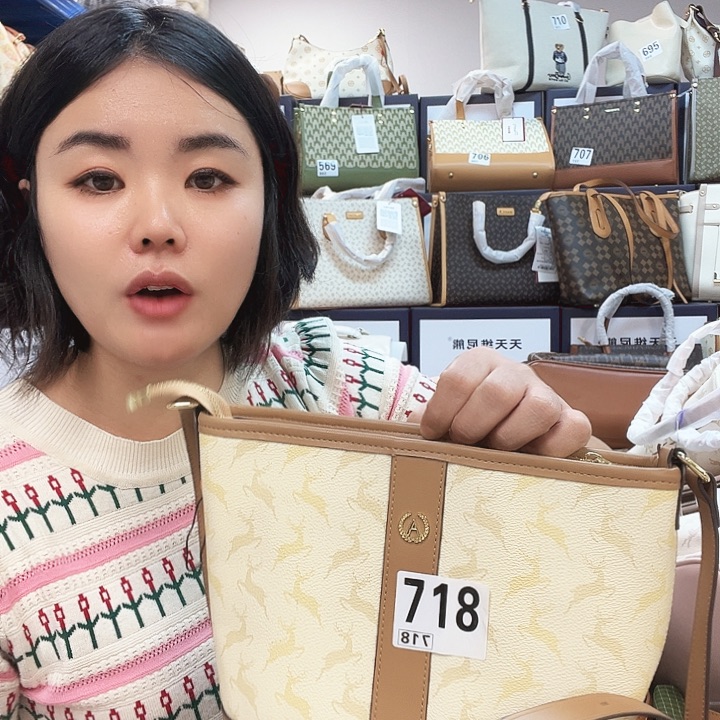 PVC包包包包包包包包吧