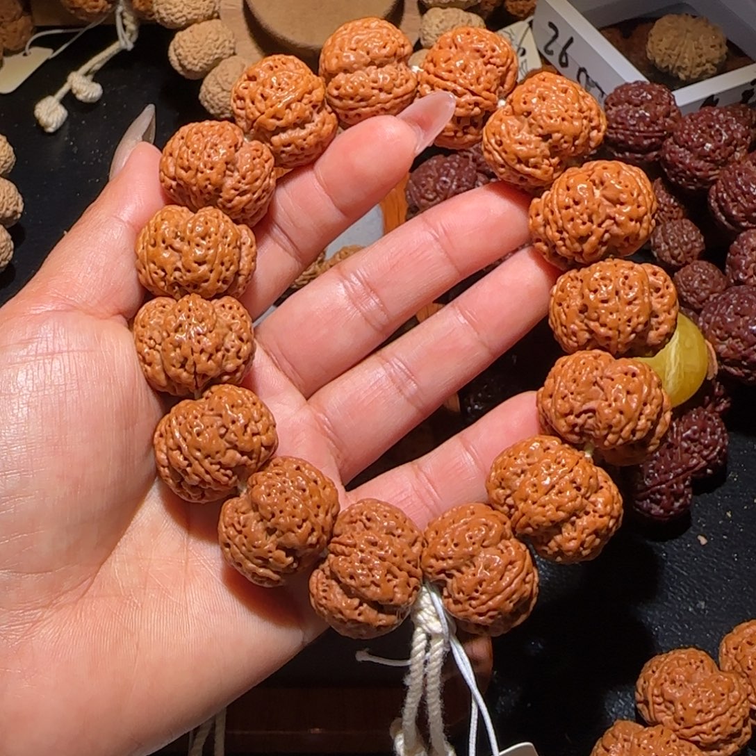 吊坠金刚菩提24➕爆肉双龙梅花样品