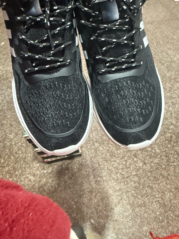 君君透气男鞋m9002跟高4厘米左右