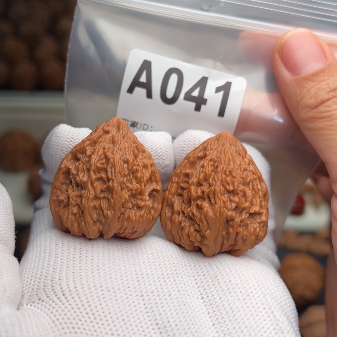 文玩核桃手串A041塔尖33