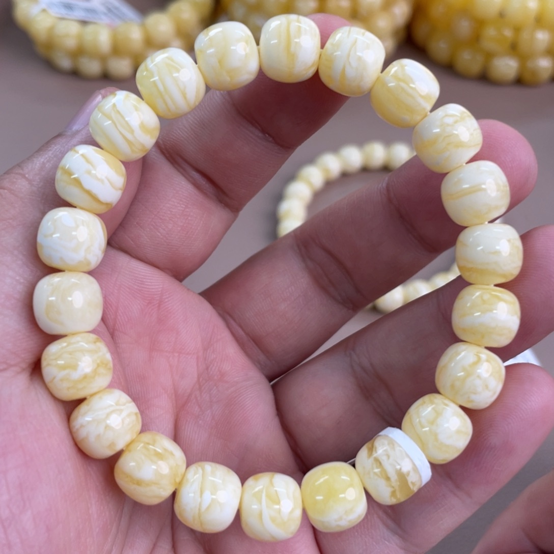 未镶嵌琥珀裸石146.0,0000000000