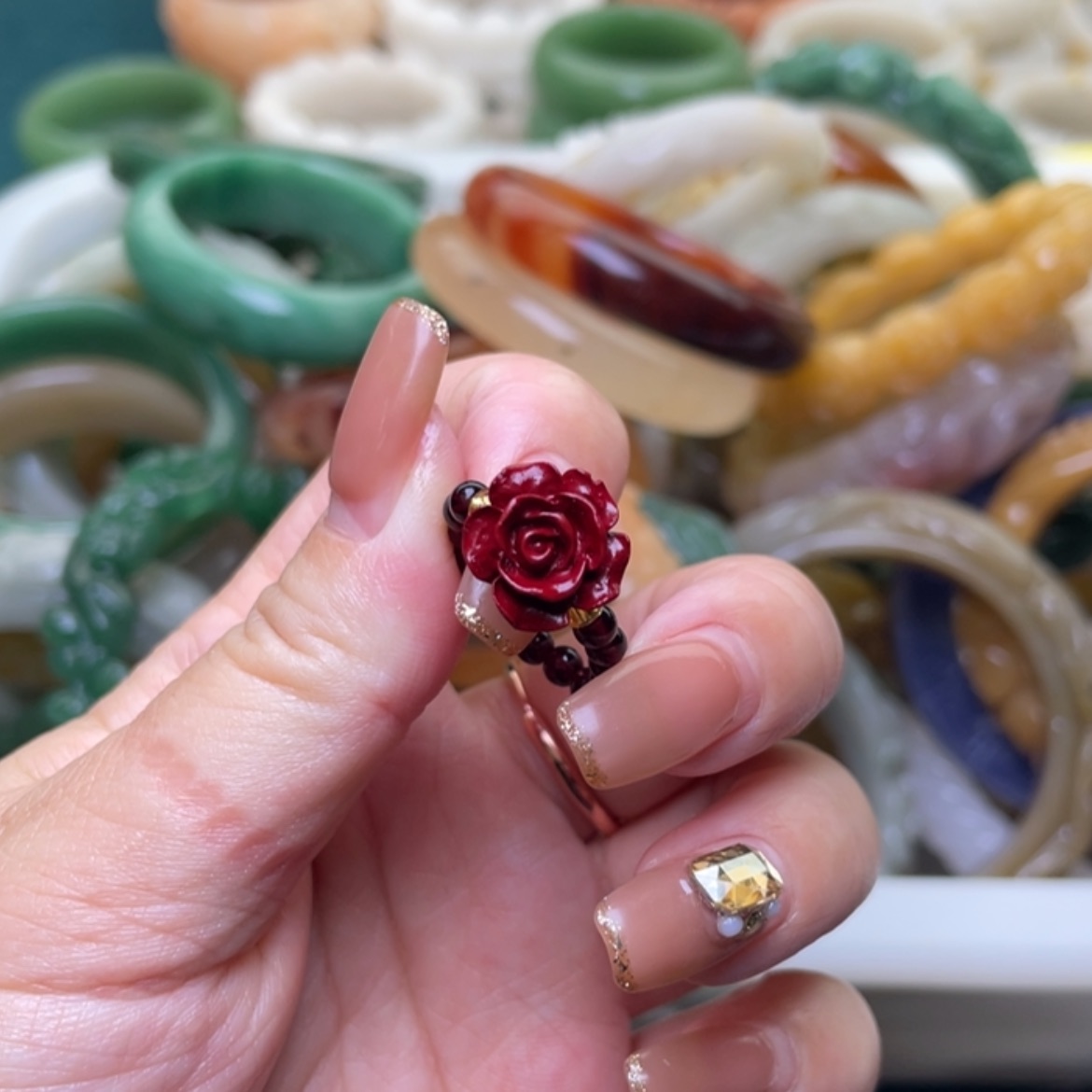 【闪购商品】未镶嵌手镯（圆镯）石英质玉