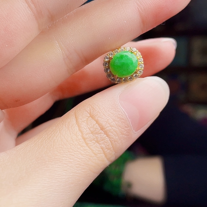 翡翠银S925镶嵌颈饰多样性