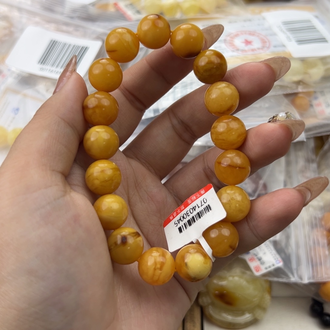 琥珀珠宝奇石未镶嵌