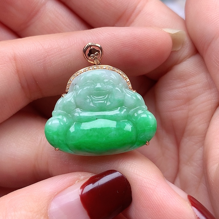 翡翠颈饰18K金镶嵌翡翠