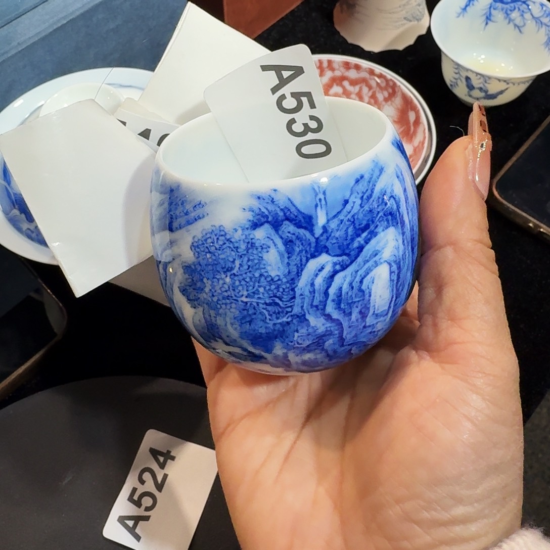 易***简新品上市新品上架