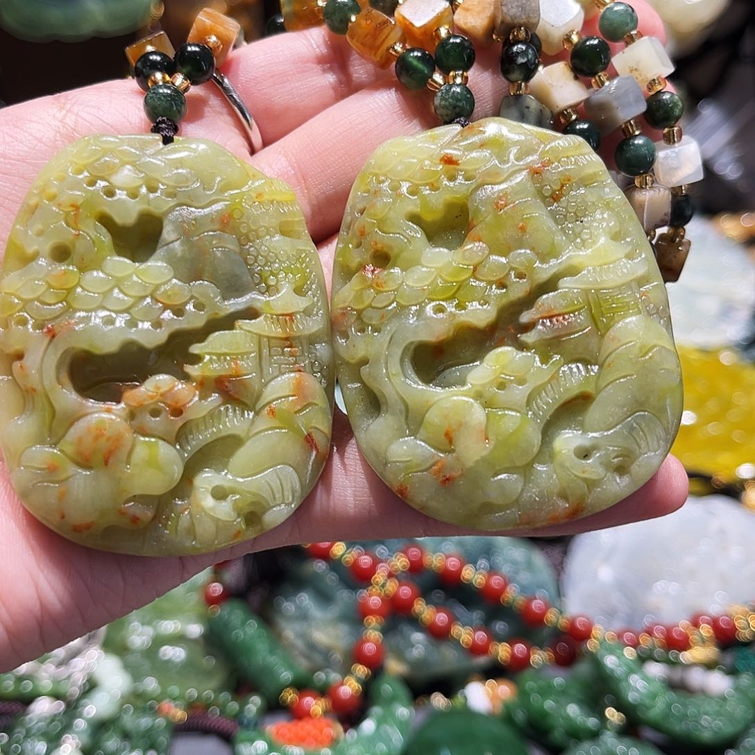 未镶嵌岫玉毛衣链