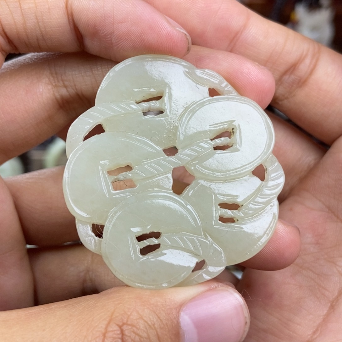 和田玉挂件未镶嵌