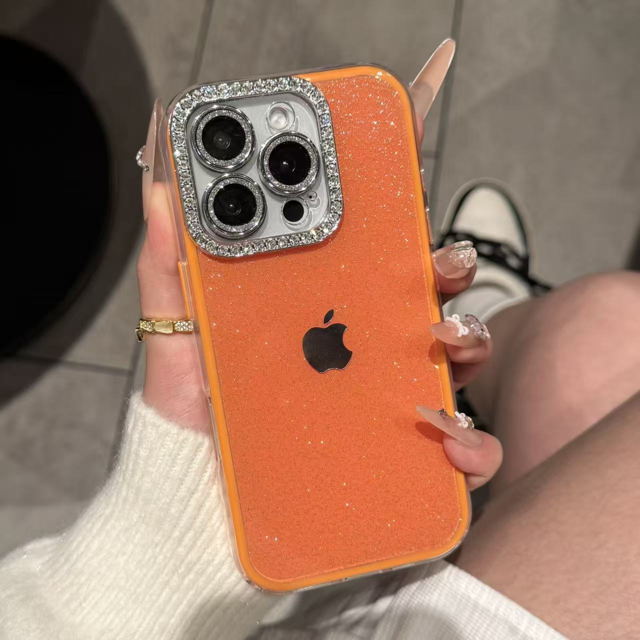 高颜值精孔闪粉适用于苹果17promax手机壳iPhone16自带镜头膜15女