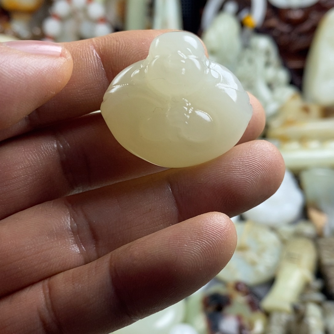 和田玉（糖玉）未镶嵌颈饰