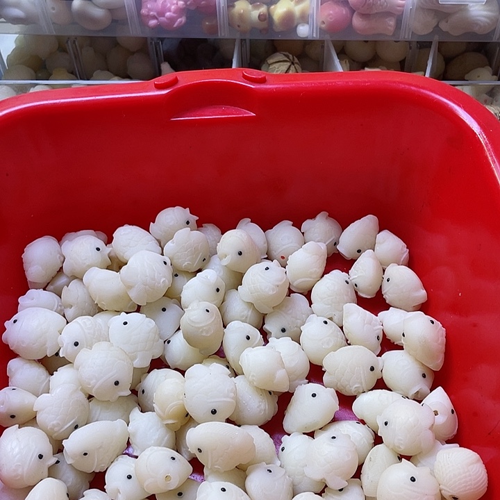 白玉菩提吊坠精品鱼20十颗