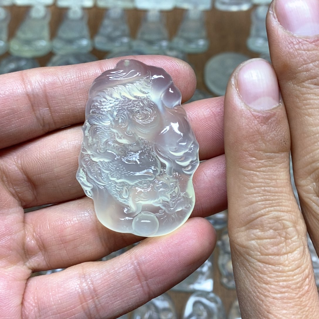岫玉吊坠(不含链)未镶嵌