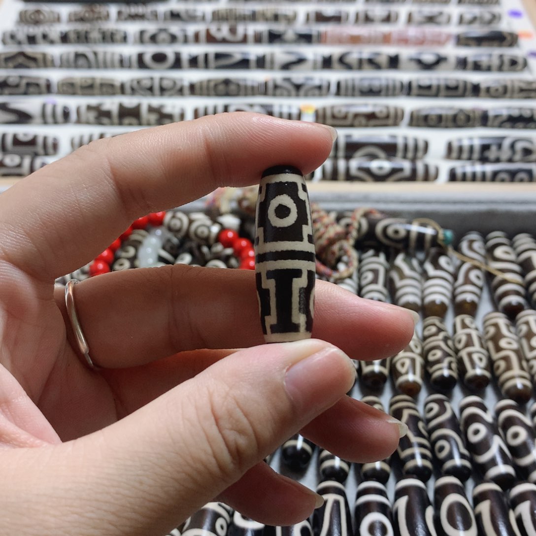 未镶嵌颈饰玛瑙/玉髓