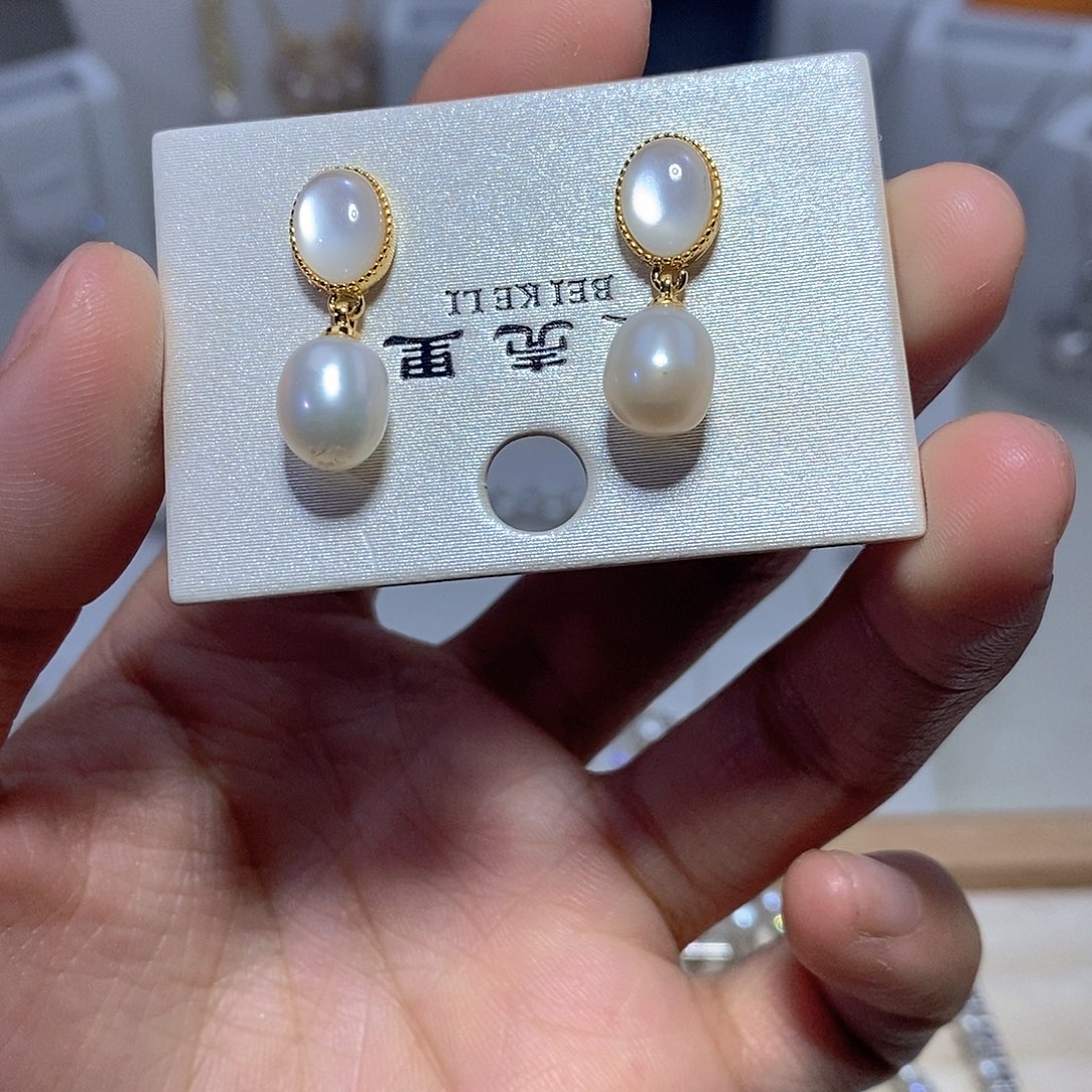 淡水珍珠未镶嵌耳饰