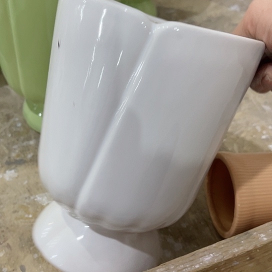 多肉绿植陶瓷花盆9.9包邮，有孔，微瑕