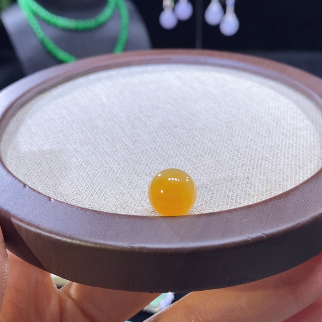 翡翠未镶嵌颈饰翡翠冰鲜黄圆珠11+mm