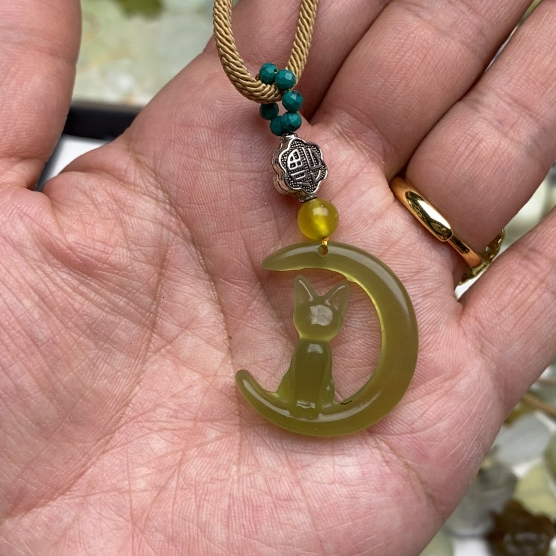 岫玉纯天然岫玉孤品瑕疵不退不换未镶嵌