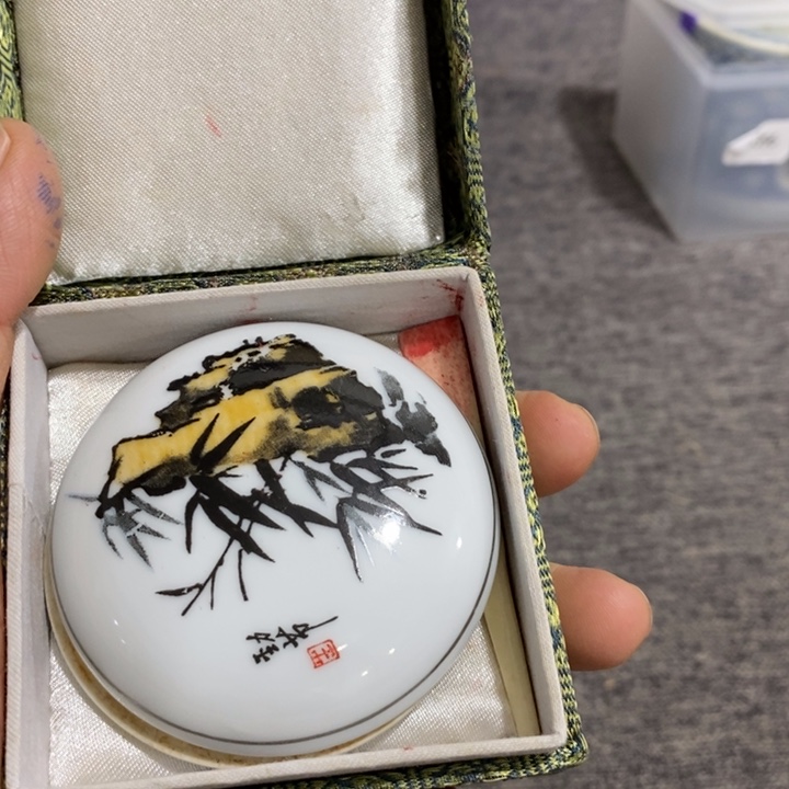 紫砂茶杯非常漂亮好看的花瓶