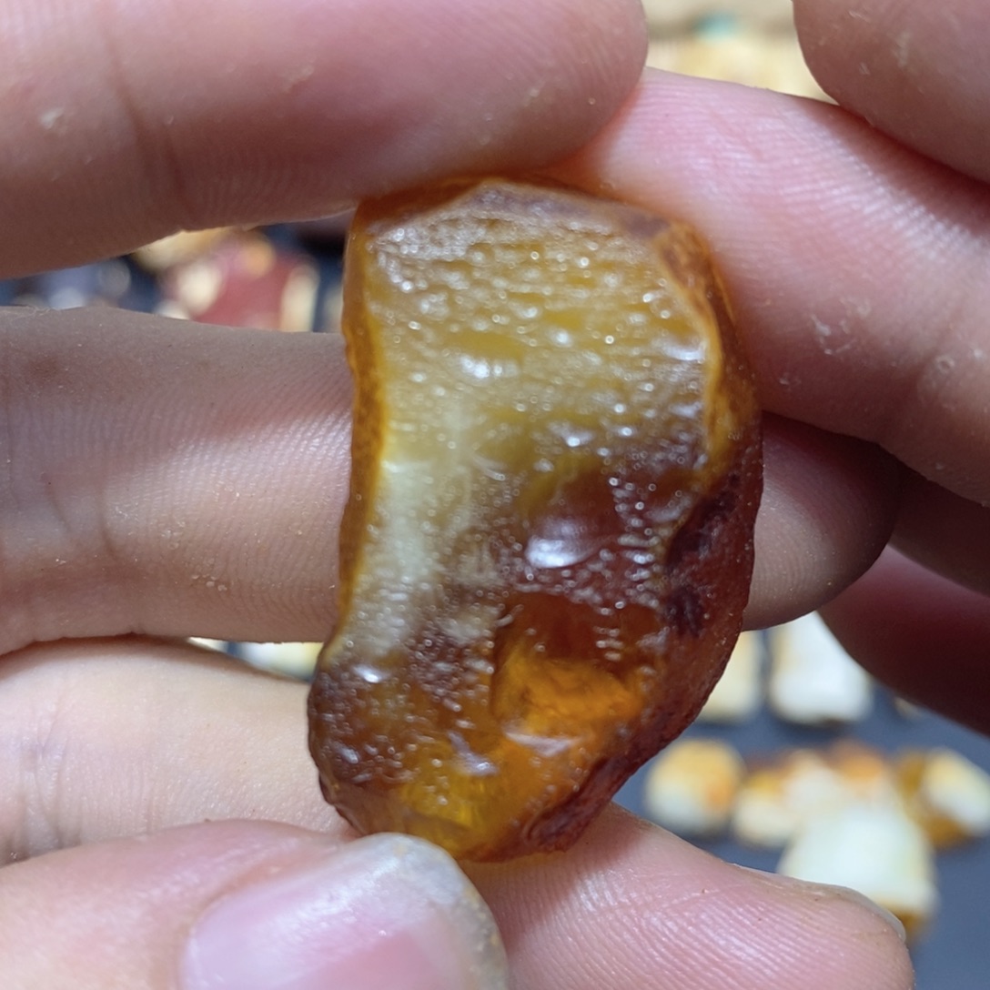 迷****定制琥珀蜜蜡原石定制