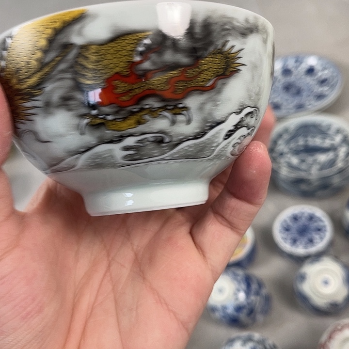 瓷片景德镇金龙降世鸡心杯