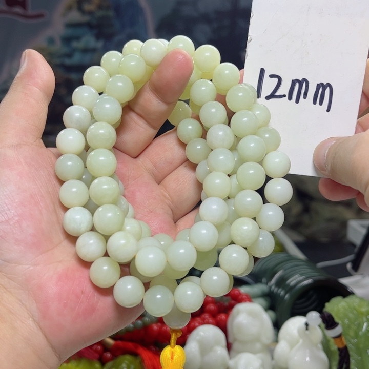 蛇纹石玉颈饰多样性发货未镶嵌