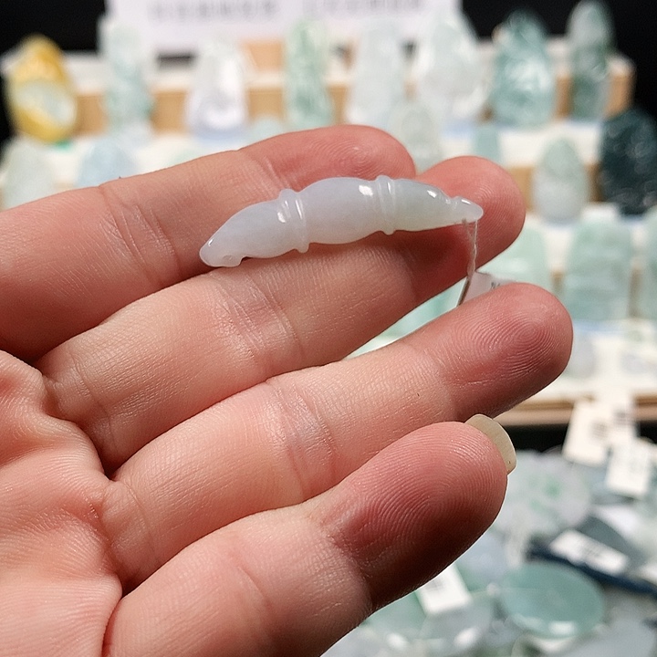 吊坠(不含链)未镶嵌翡翠42藕节手牌