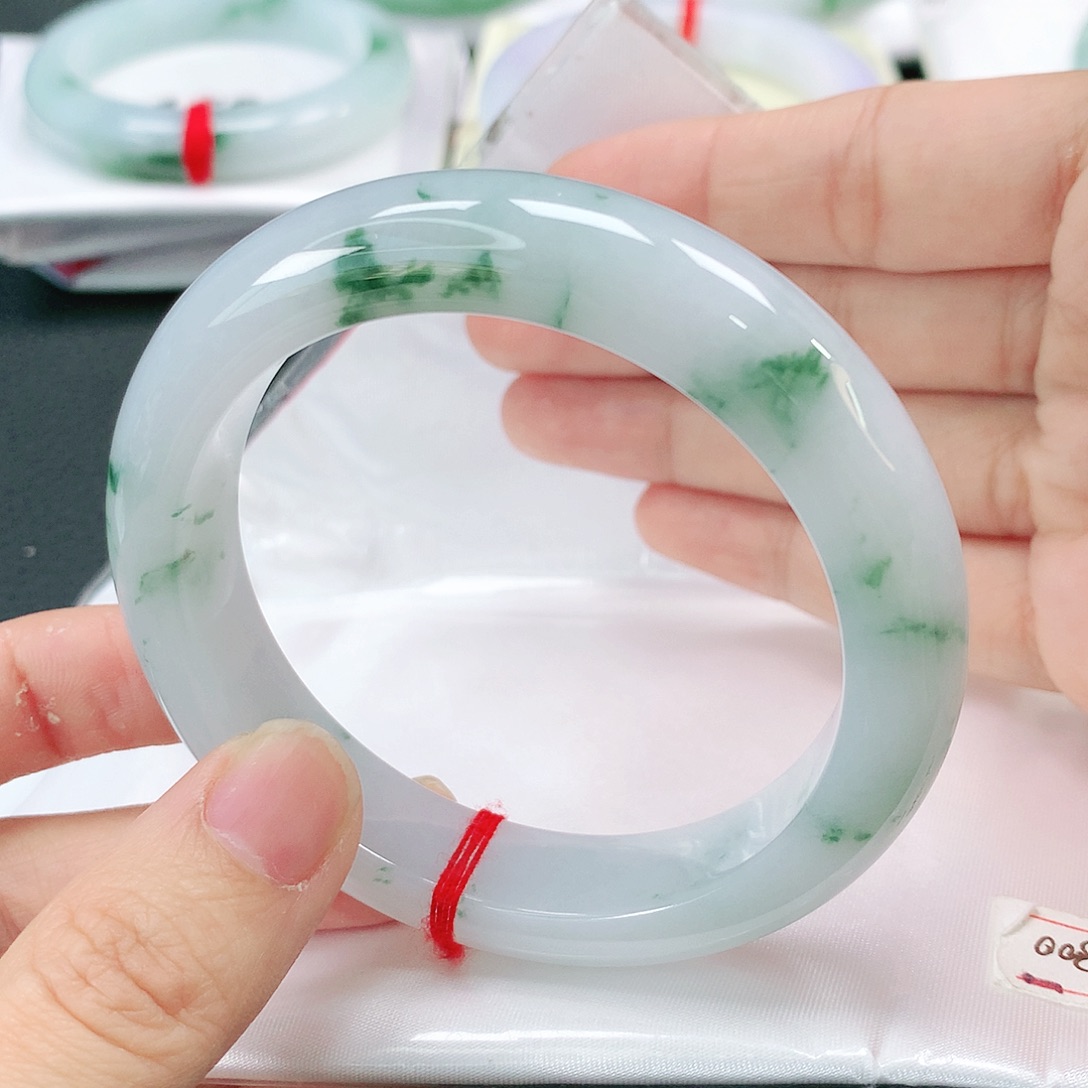 未镶嵌手镯翡翠缅甸58