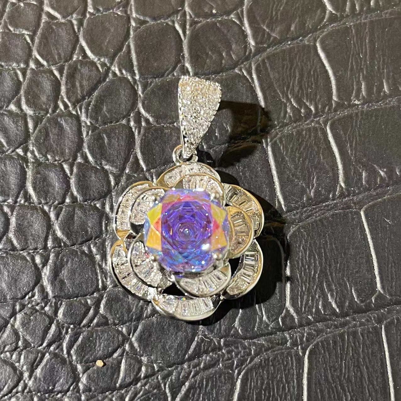 【高端定制】SMA-1098时尚设计吊坠多样性发一件