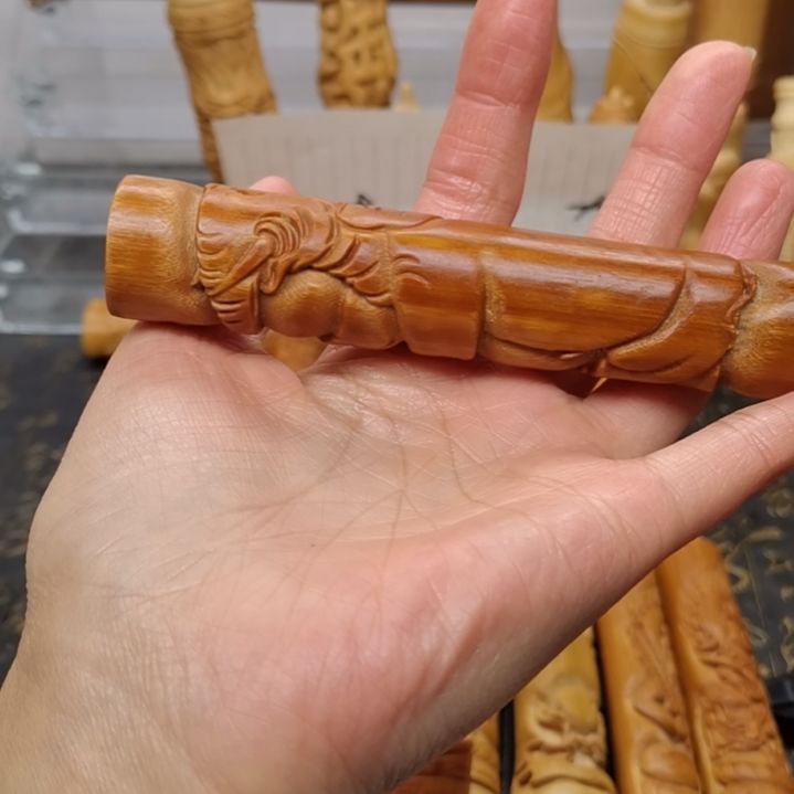 A***明竹红皮料子浮雕大象